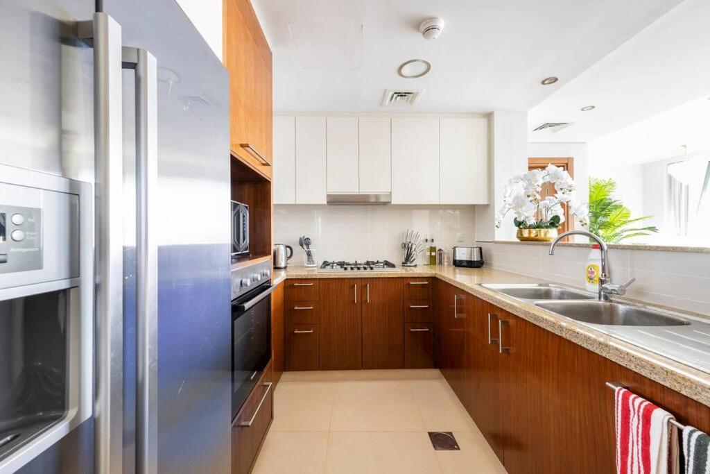 Larbi Breathtaking Burj And Fountain View Luxurious 2 Bed Daire Dubai Dış mekan fotoğraf